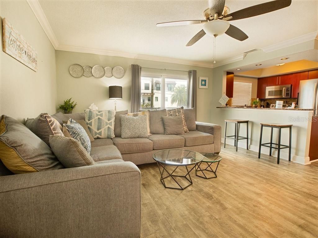 185 Brightwater Drive, Unit 4, Clearwater Beach, FL 33767 Photo