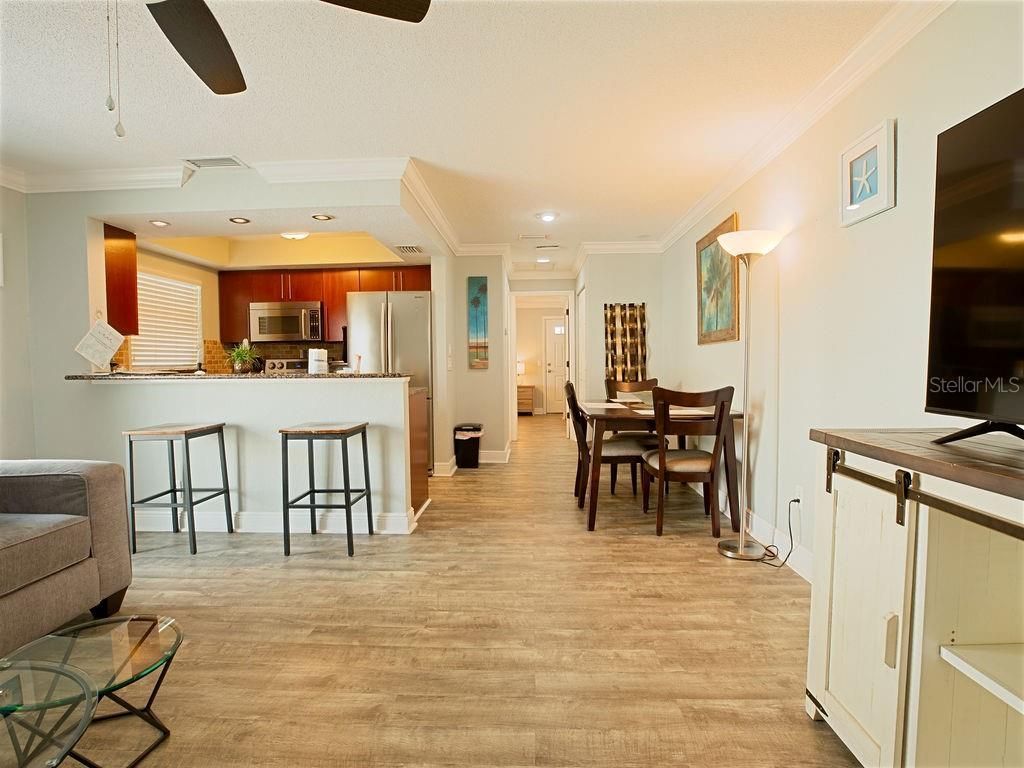 185 Brightwater Drive, Unit 4, Clearwater Beach, FL 33767 Photo