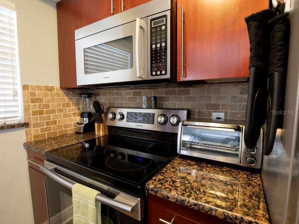 185 Brightwater Drive, Unit 4, Clearwater Beach, FL 33767 Photo