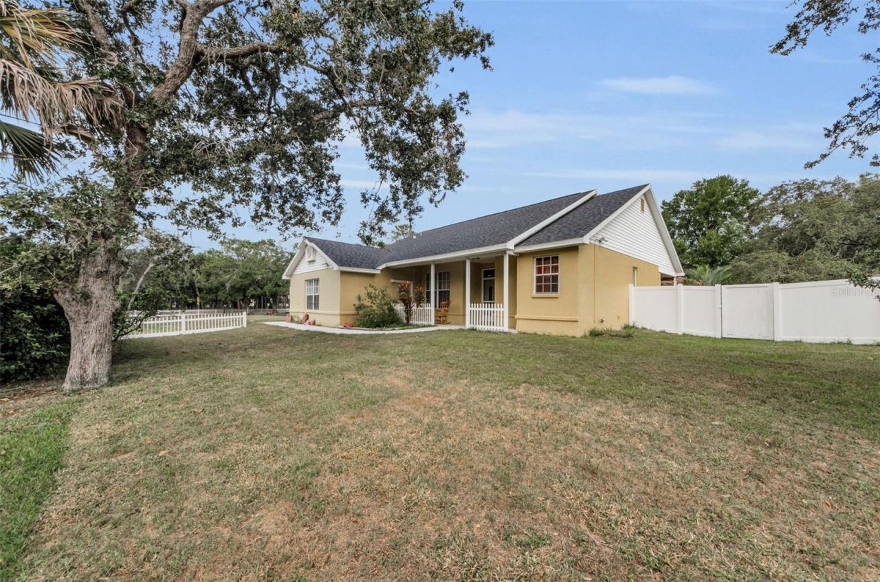 11748 La Madera Boulevard, Port Richey, FL 34668 Photo