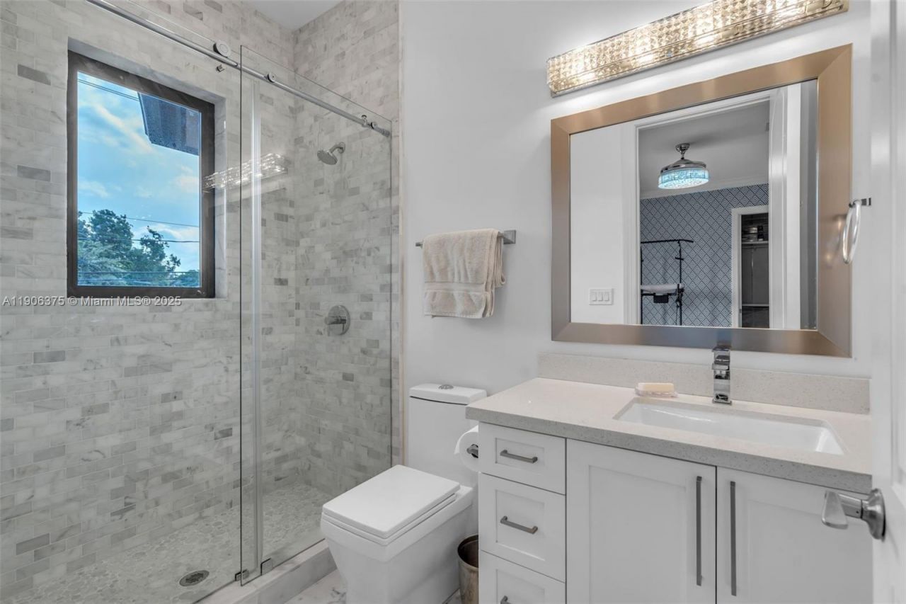 2085 Keystone Blvd, North Miami, FL 33181 Photo