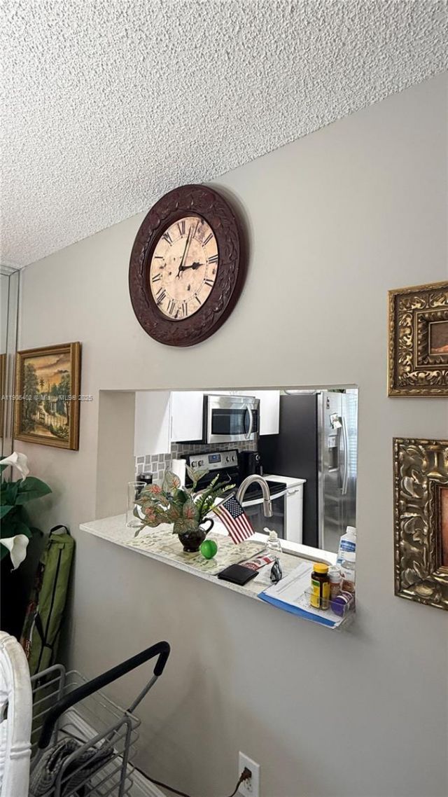 571 SW 142nd Ave, Unit 310, Pembroke Pines, FL 33027 Photo