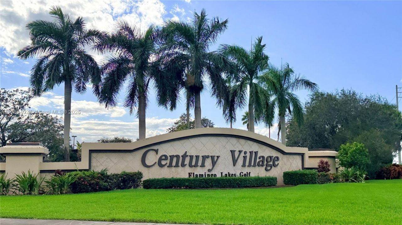 571 SW 142nd Ave, Unit 310, Pembroke Pines, FL 33027 Photo