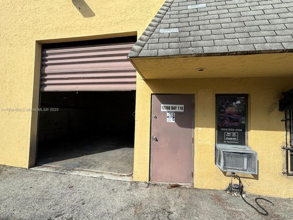 12398 SW 128th St, Miami, FL 33186