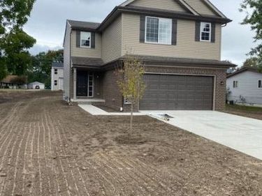 21600 Elmway Drive Drive, Clinton Twp, MI 48035