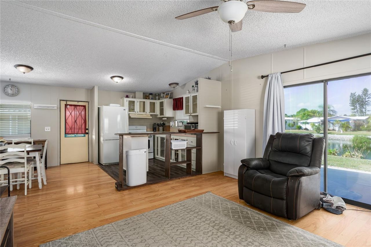 6710 36th Avenue E, Unit 337, Palmetto, FL 34221 Photo