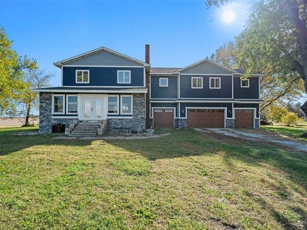 61704 190th Street, Nevada, IA 50021