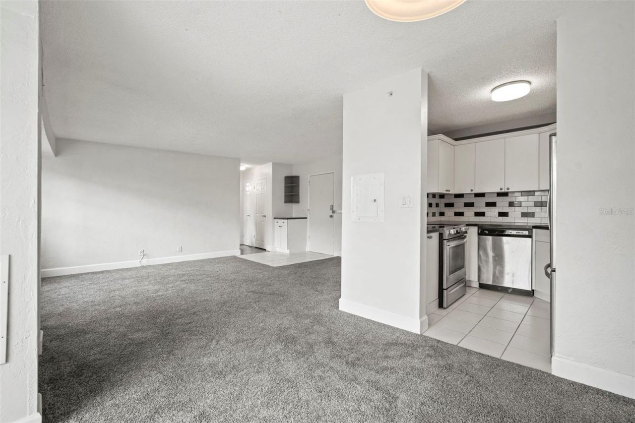 3315 58th Avenue S, Unit 208, Saint Petersburg, FL 33712 Photo