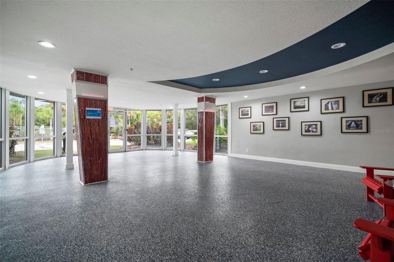 3315 58th Avenue S, Unit 208, Saint Petersburg, FL 33712 Photo