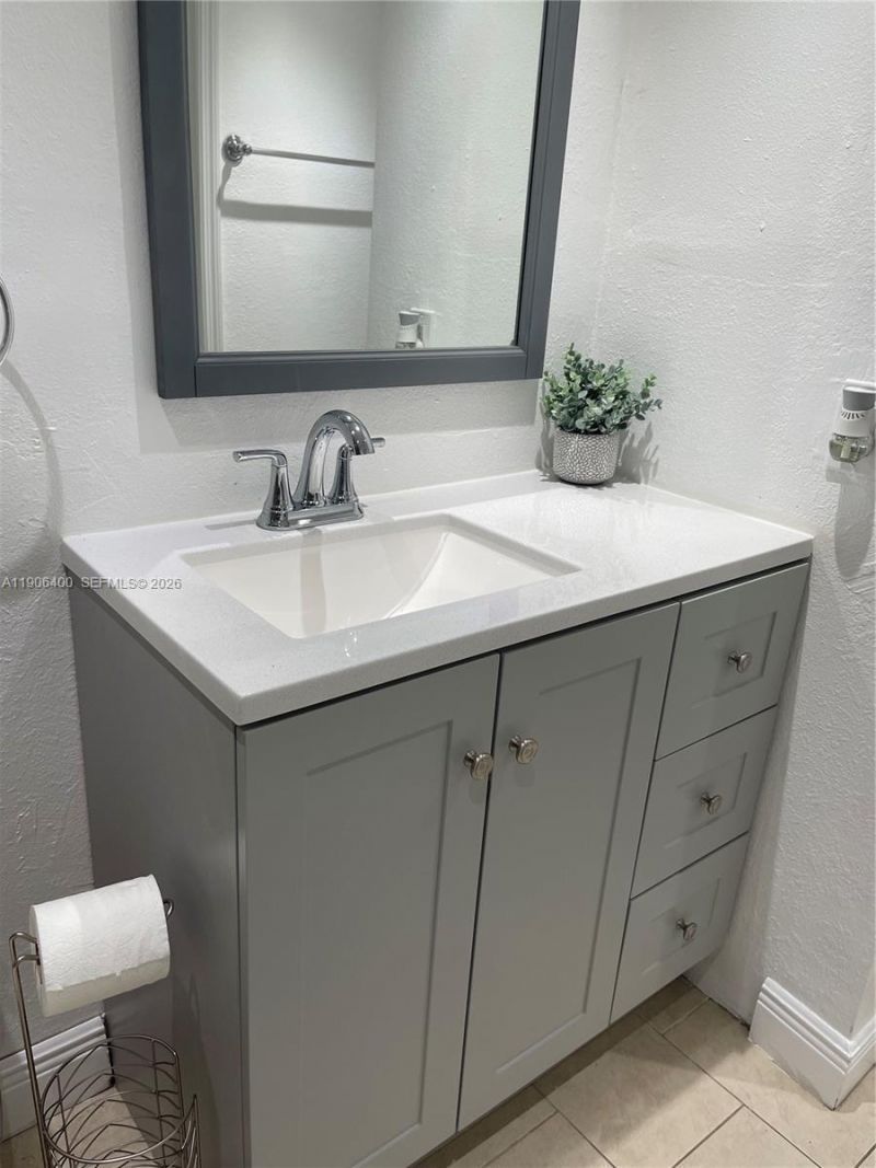 7505 SW 82nd St, Unit 117, Miami, FL 33143 Photo