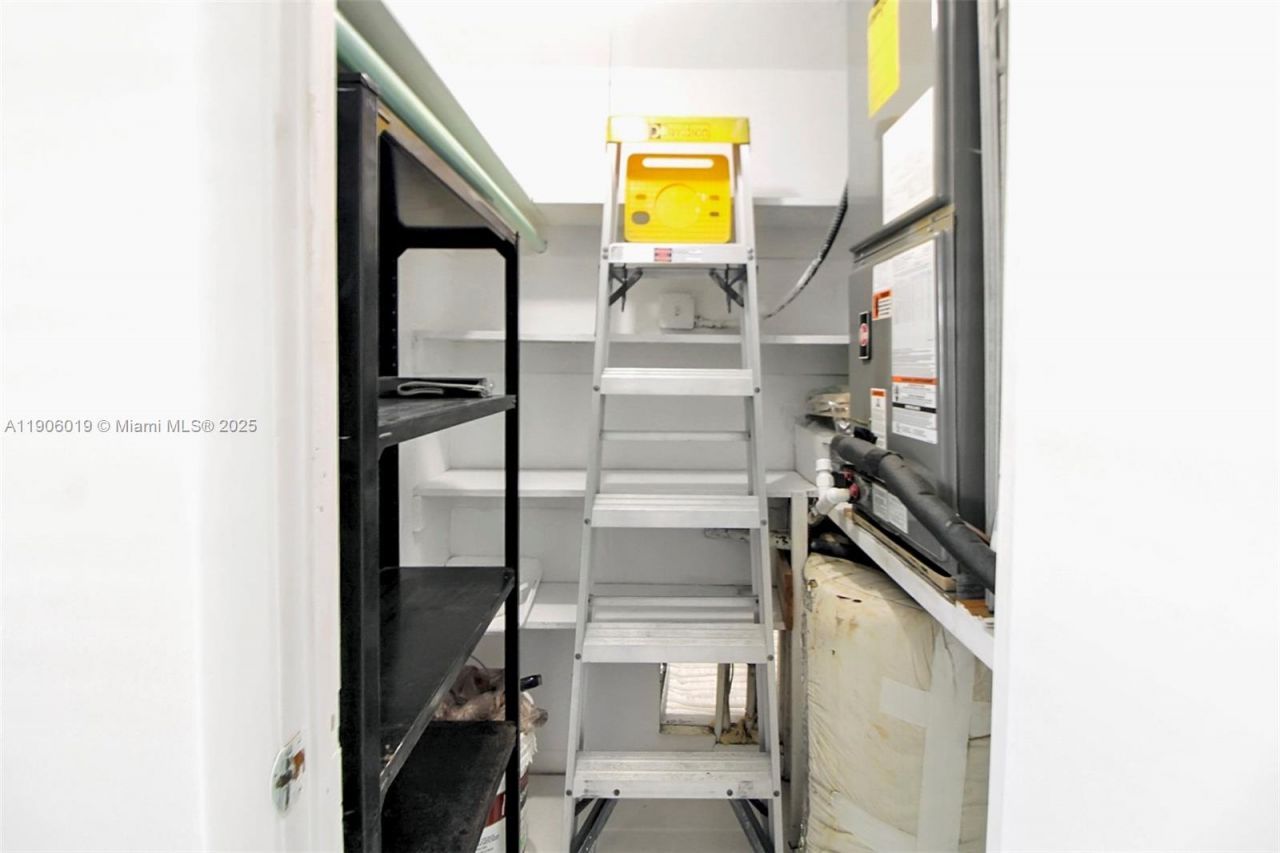 3199 S Ocean Dr, Unit 408, Hallandale Beach, FL 33009 Photo