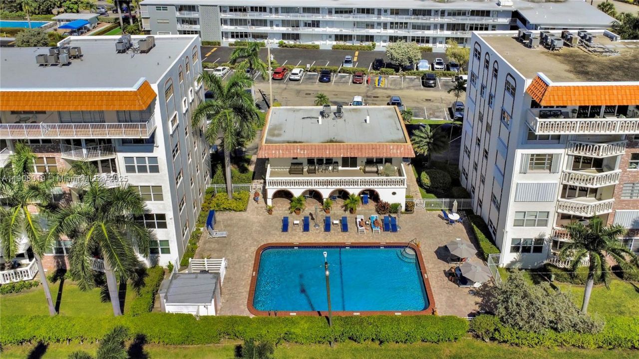 3199 S Ocean Dr, Unit 408, Hallandale Beach, FL 33009 Photo