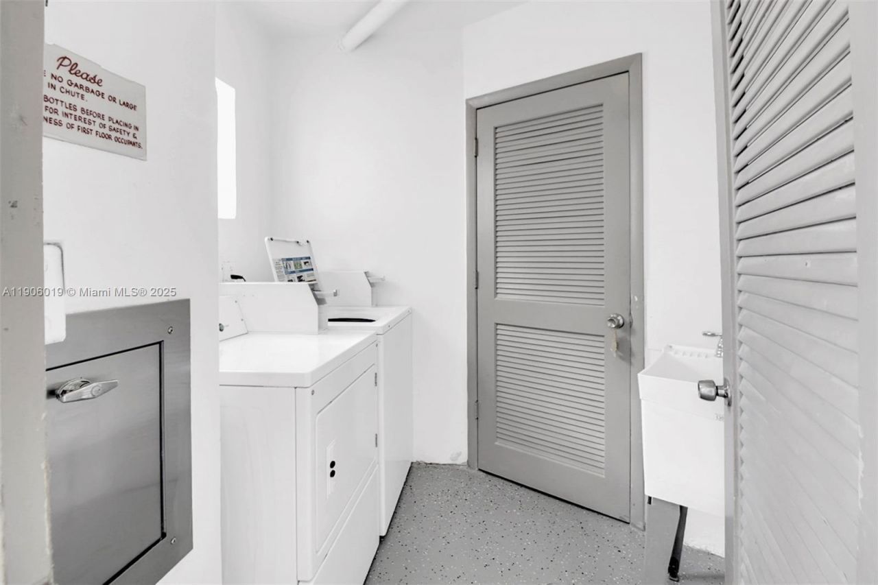 3199 S Ocean Dr, Unit 408, Hallandale Beach, FL 33009 Photo