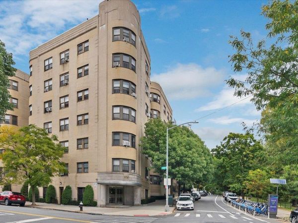 190 E Mosholu Parkway S, Unit 6H, Bronx, NY 10458