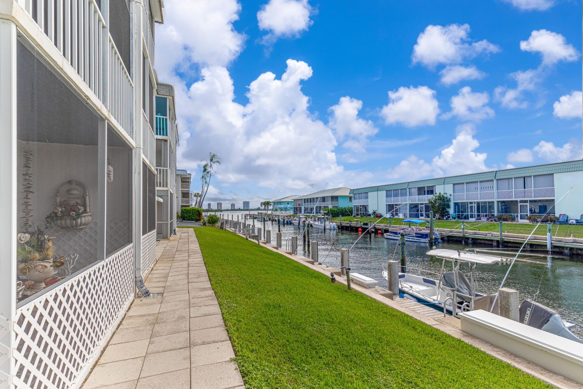 112 Doolen Court, Unit 302, North Palm Beach, FL 33408 Photo