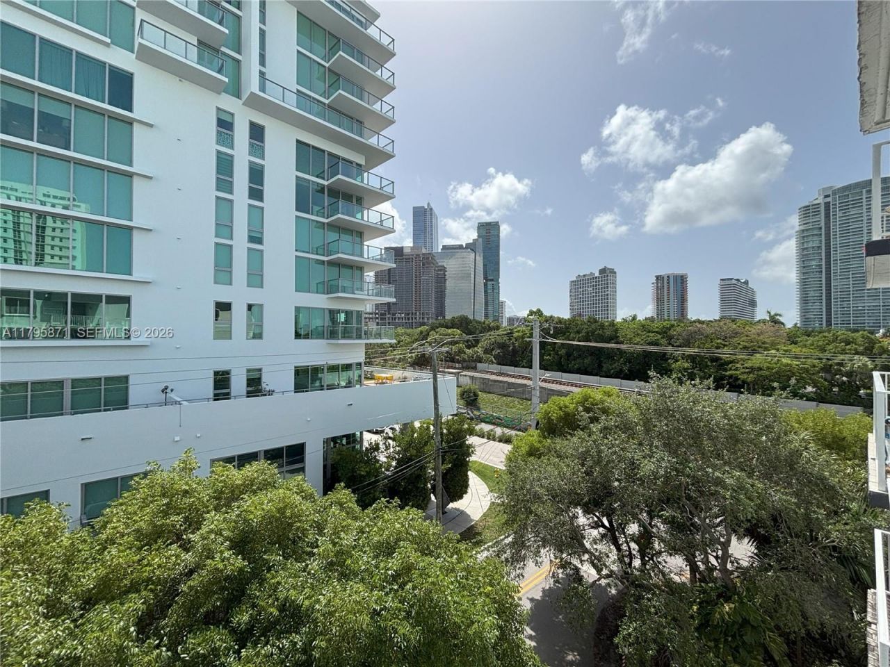 126 SW 17th Rd, Unit 505, Miami, FL 33129 Photo