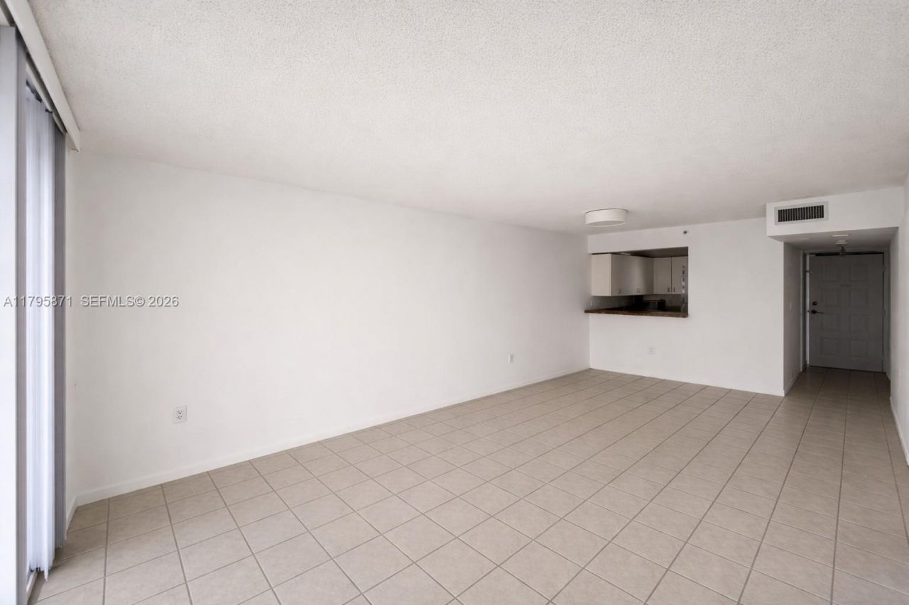 126 SW 17th Rd, Unit 505, Miami, FL 33129 Photo