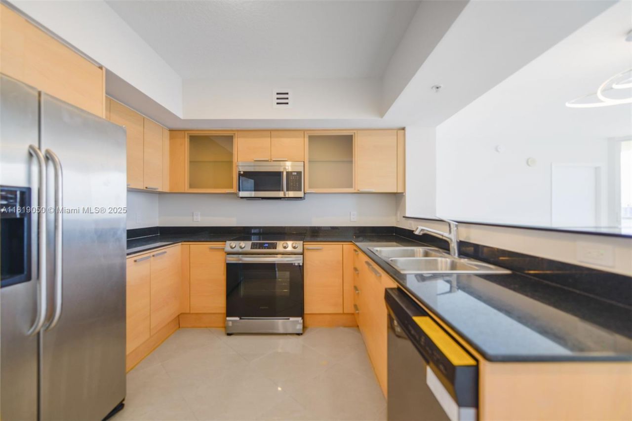 16699 Collins Ave, Unit 2107, Sunny Isles Beach, FL 33160 Photo