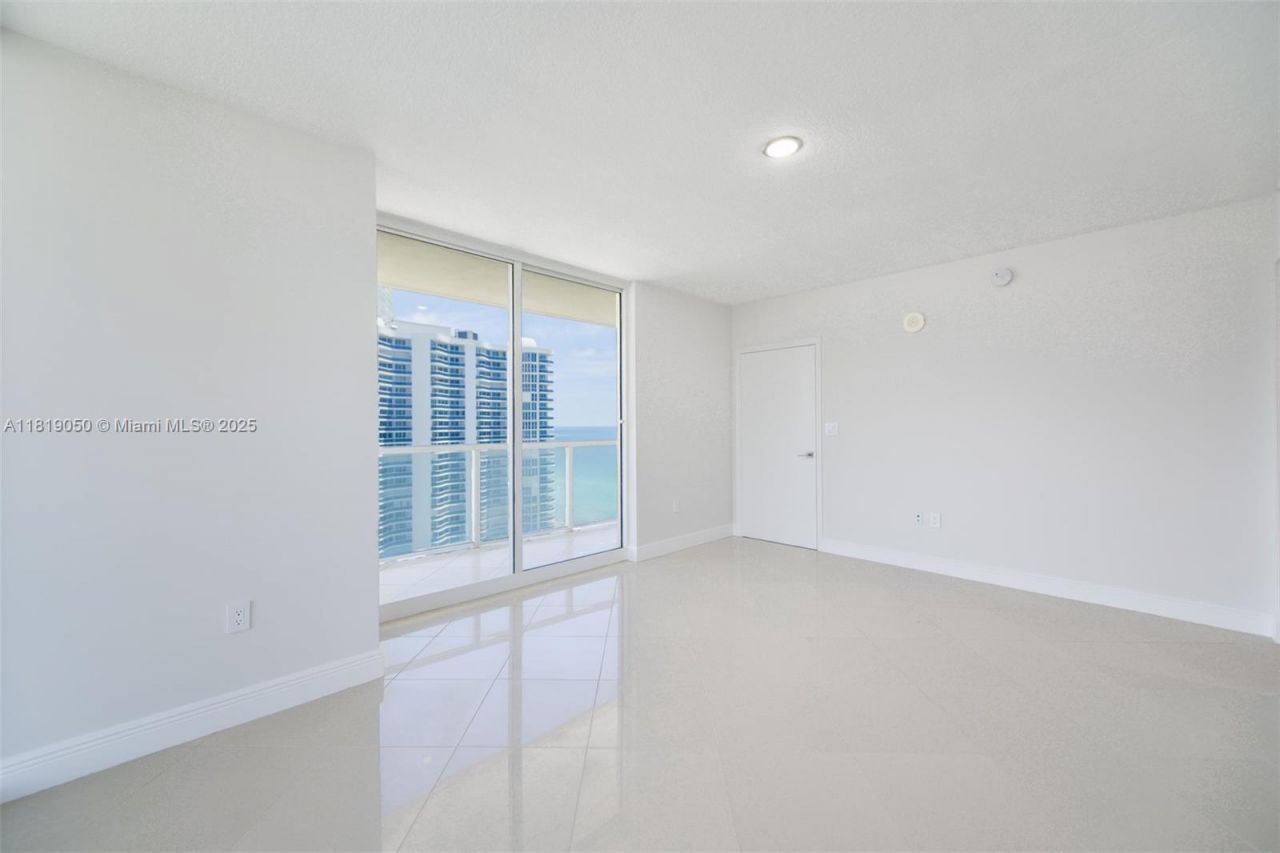 16699 Collins Ave, Unit 2107, Sunny Isles Beach, FL 33160 Photo