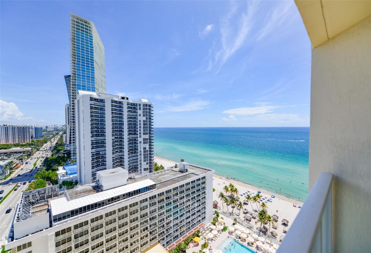 16699 Collins Ave, Unit 2107, Sunny Isles Beach, FL 33160 Photo