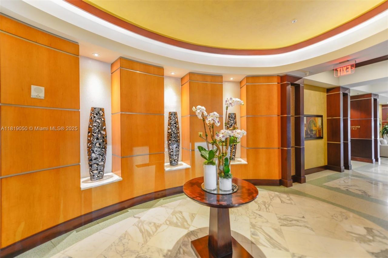 16699 Collins Ave, Unit 2107, Sunny Isles Beach, FL 33160 Photo