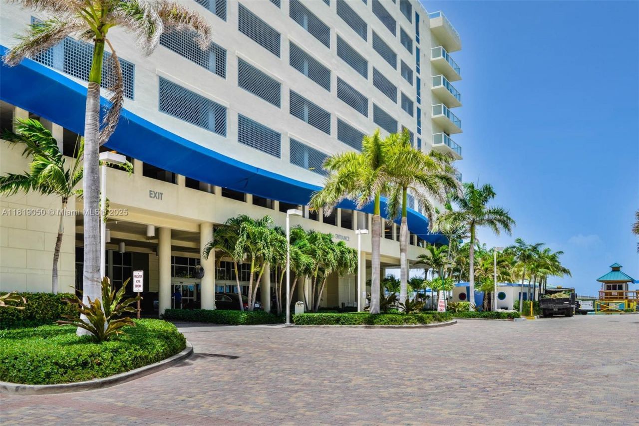 16699 Collins Ave, Unit 2107, Sunny Isles Beach, FL 33160 Photo