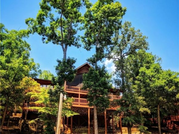 2299 Standing Rock Road, Camdenton, MO 65020