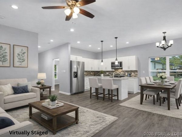 39 Buckingham Drive, Camdenton, MO 65020