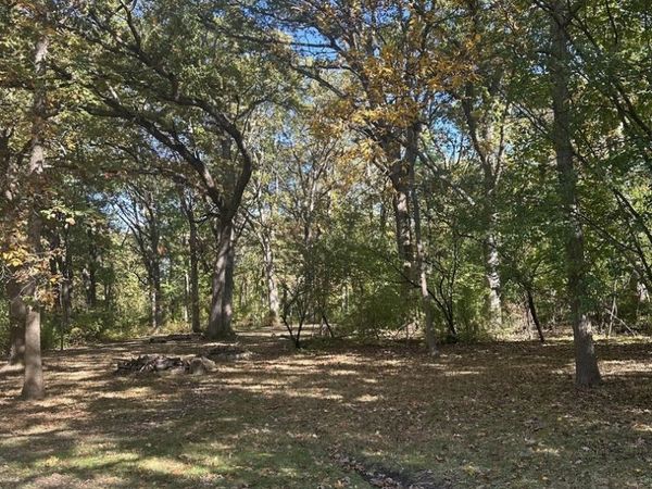 26220 N Midlothian Road, Mundelein, IL 60060