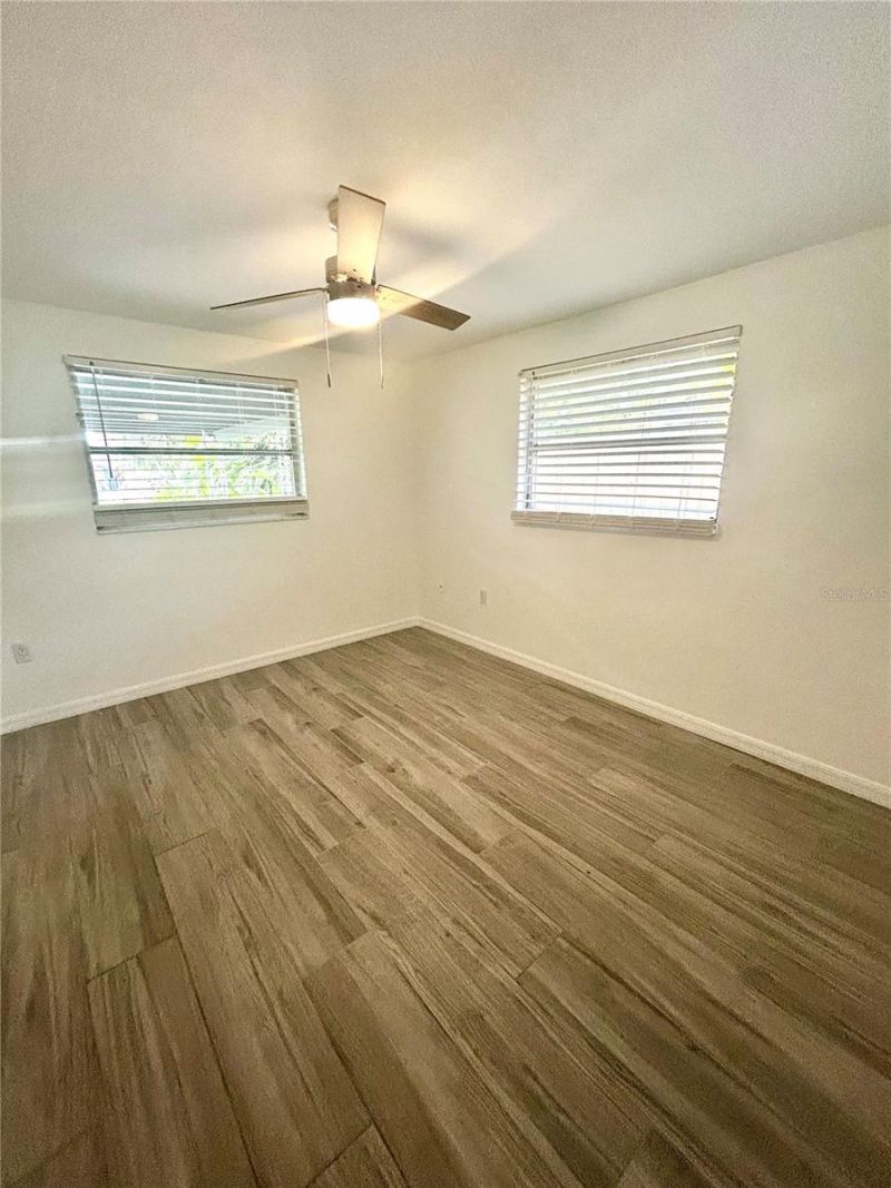 2377 Main Street, Sarasota, FL 34237 Photo