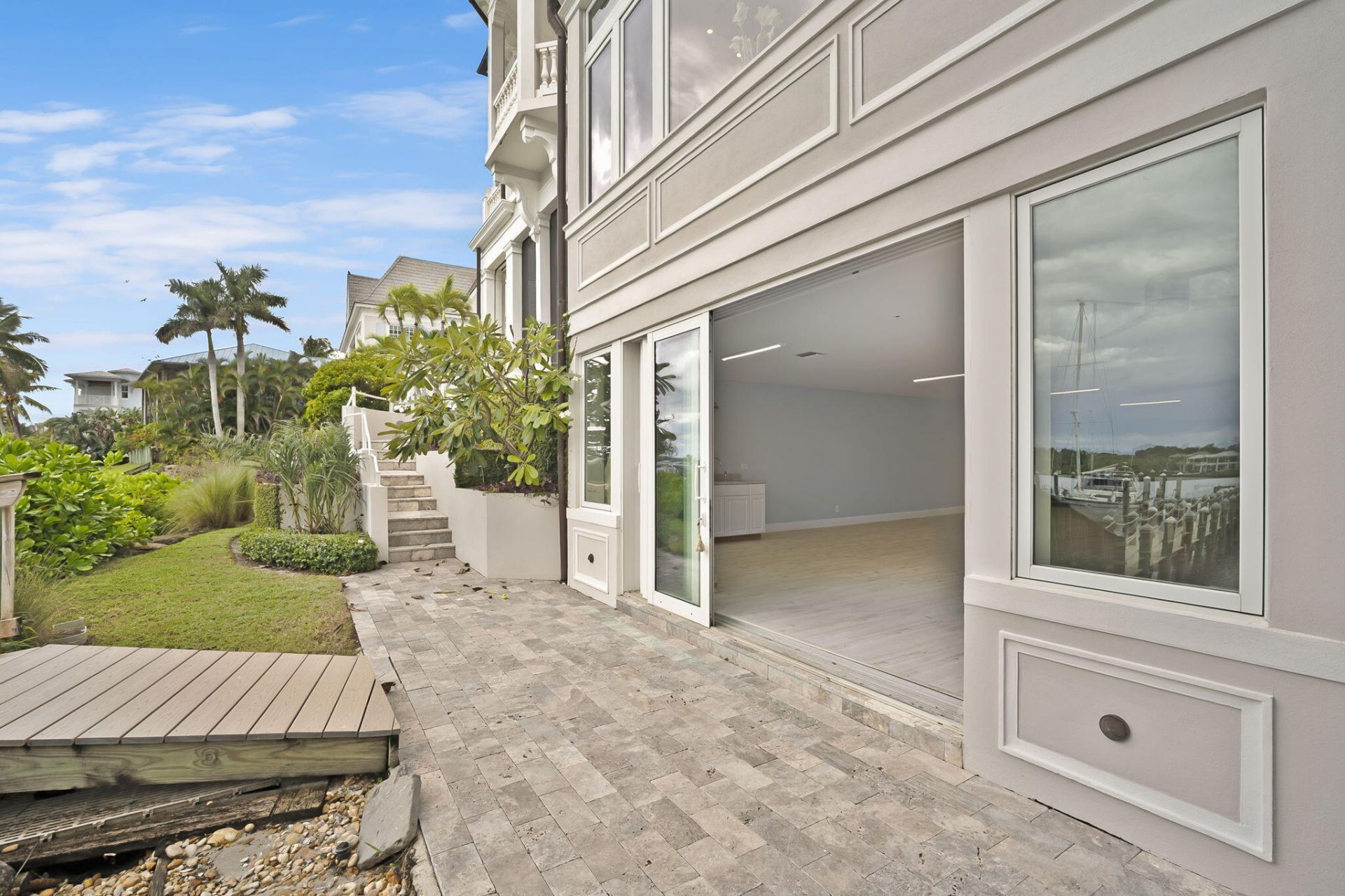 17667 SE Federal Highway, Jupiter, FL 33469 Photo