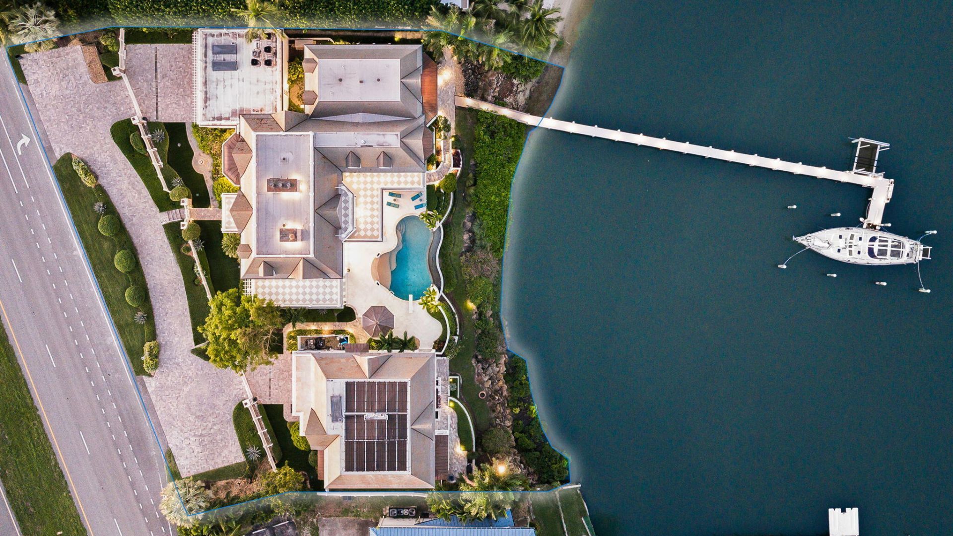 17667 SE Federal Highway, Jupiter, FL 33469 Photo