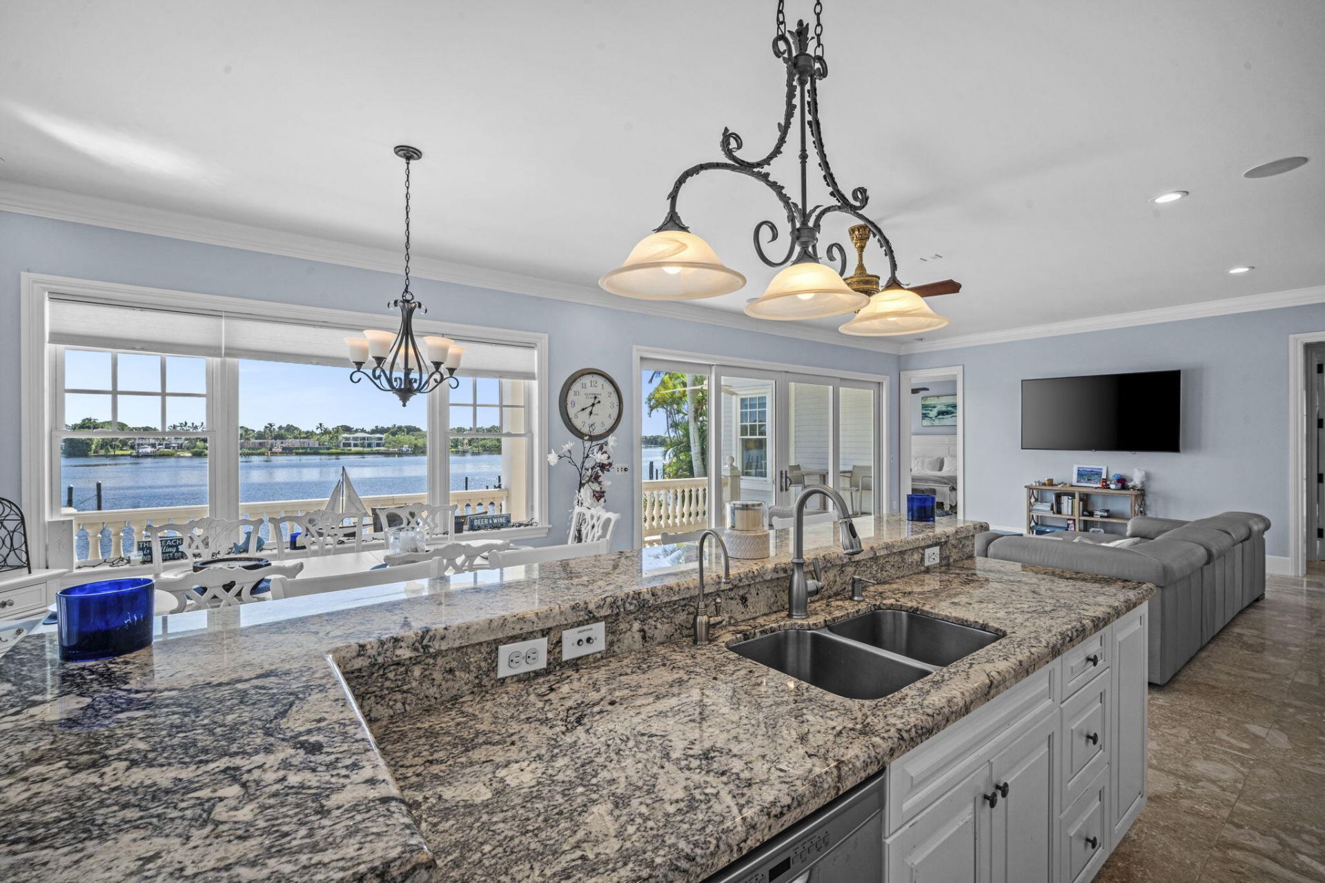 17667 SE Federal Highway, Jupiter, FL 33469 Photo