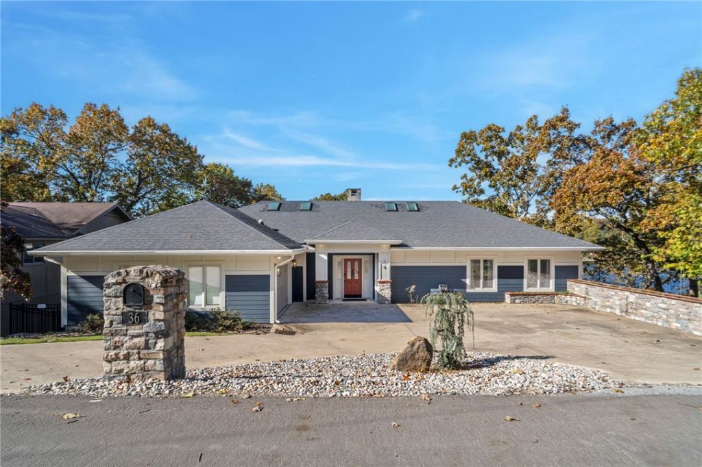 36 Churchill Drive, Bella Vista, AR 72715 Main Photo