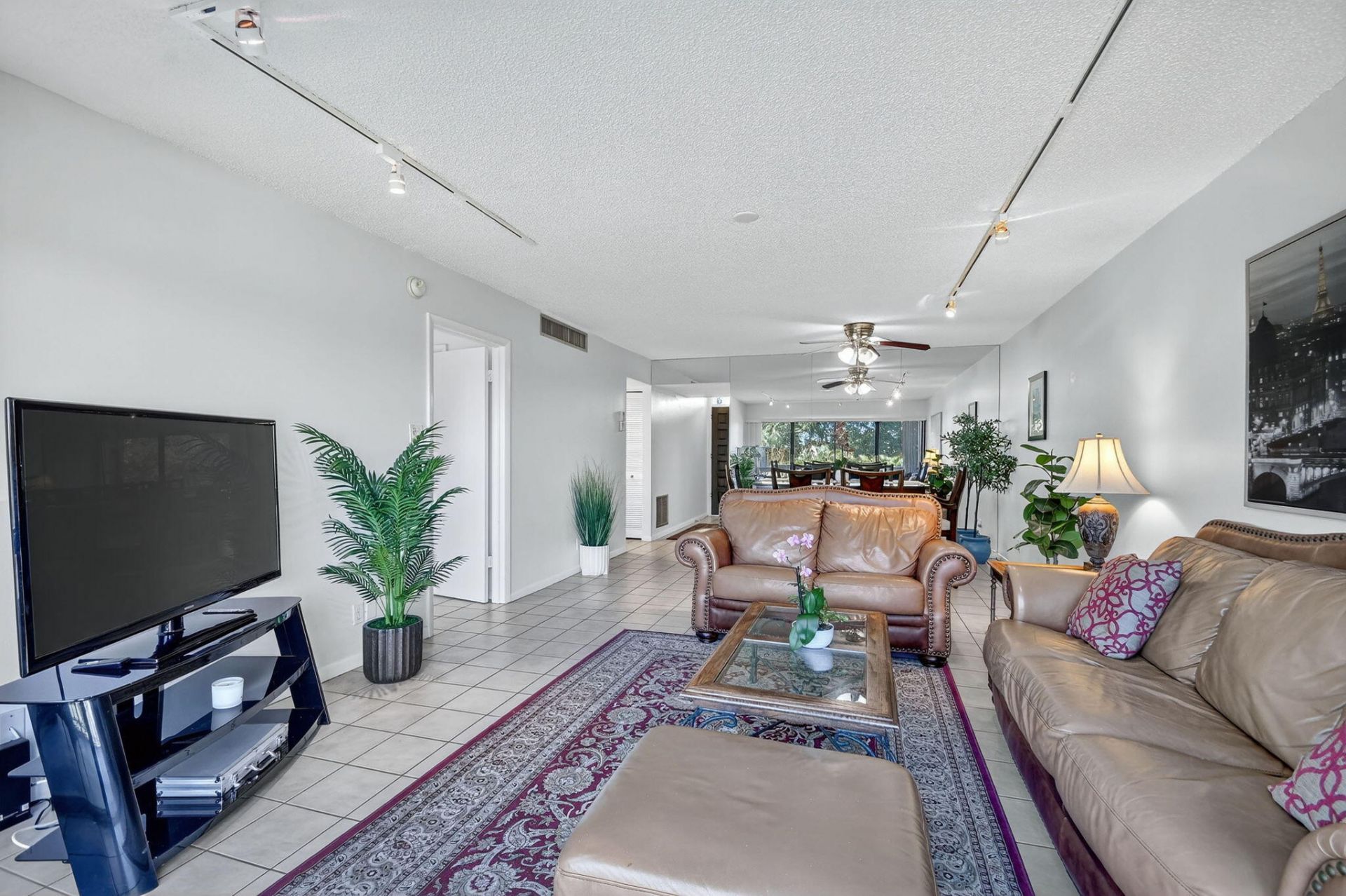 2500 Presidential Way, Unit 302, West Palm Beach, FL 33401 Photo