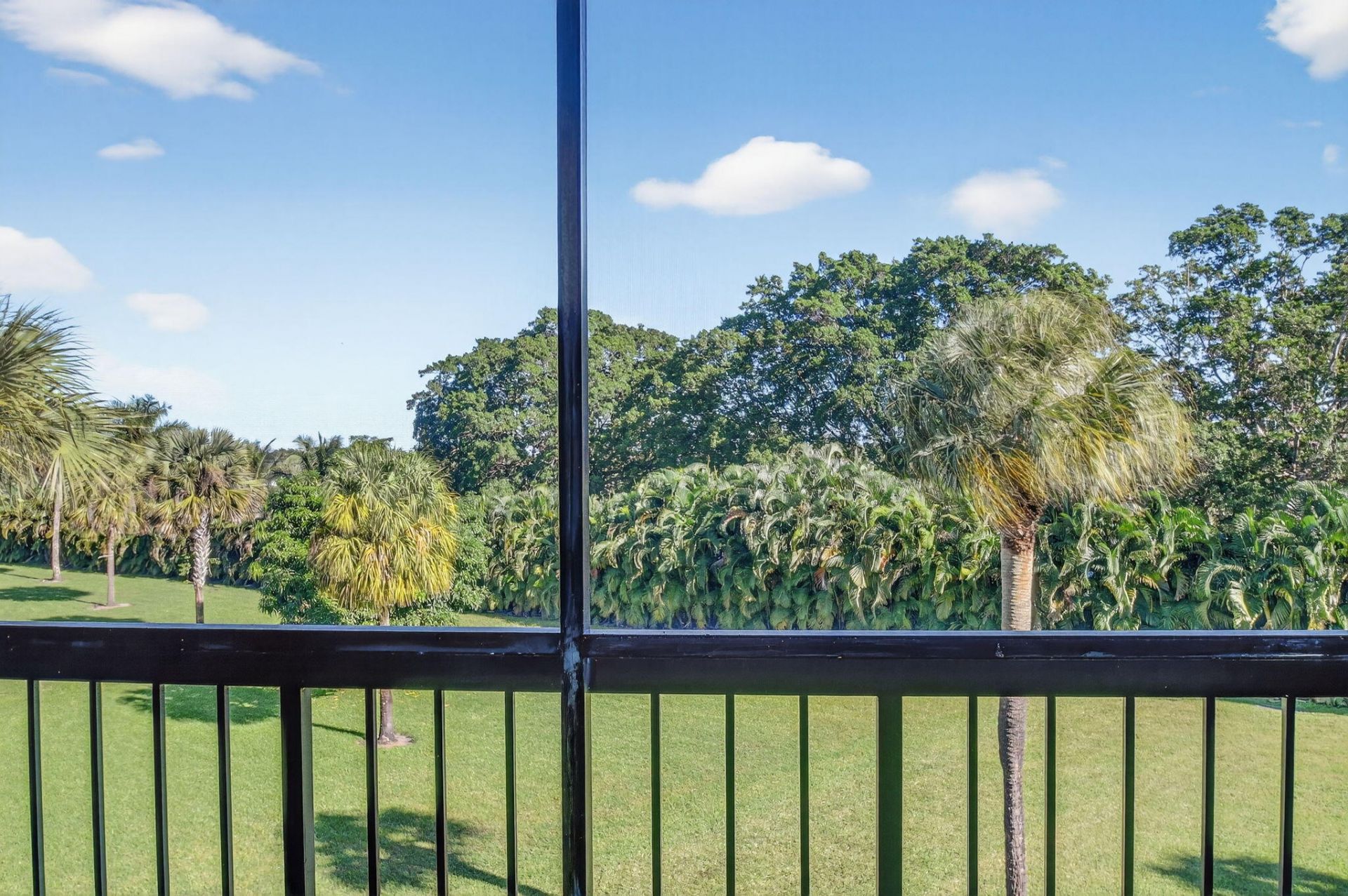 2500 Presidential Way, Unit 302, West Palm Beach, FL 33401 Photo