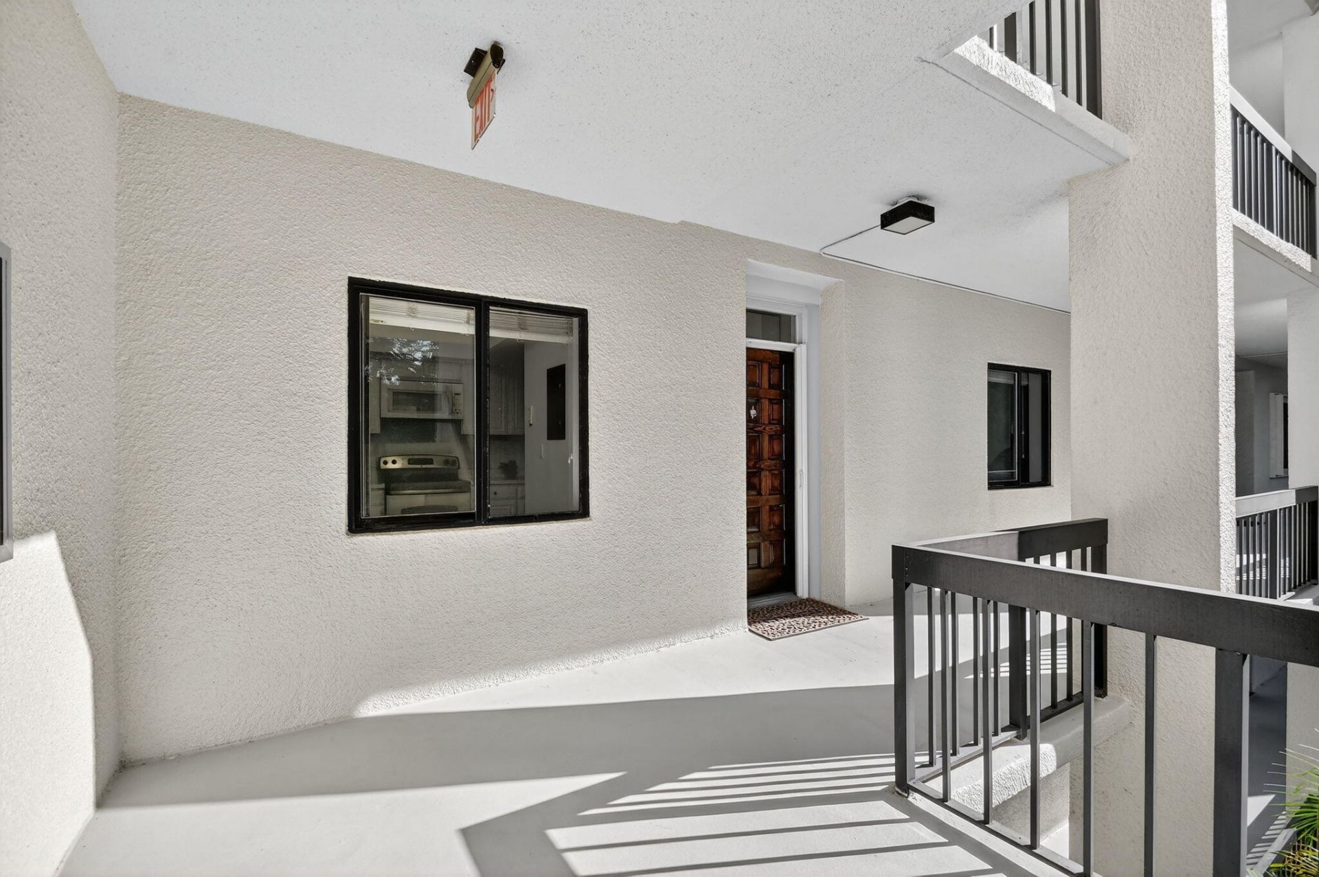 2500 Presidential Way, Unit 302, West Palm Beach, FL 33401 Photo