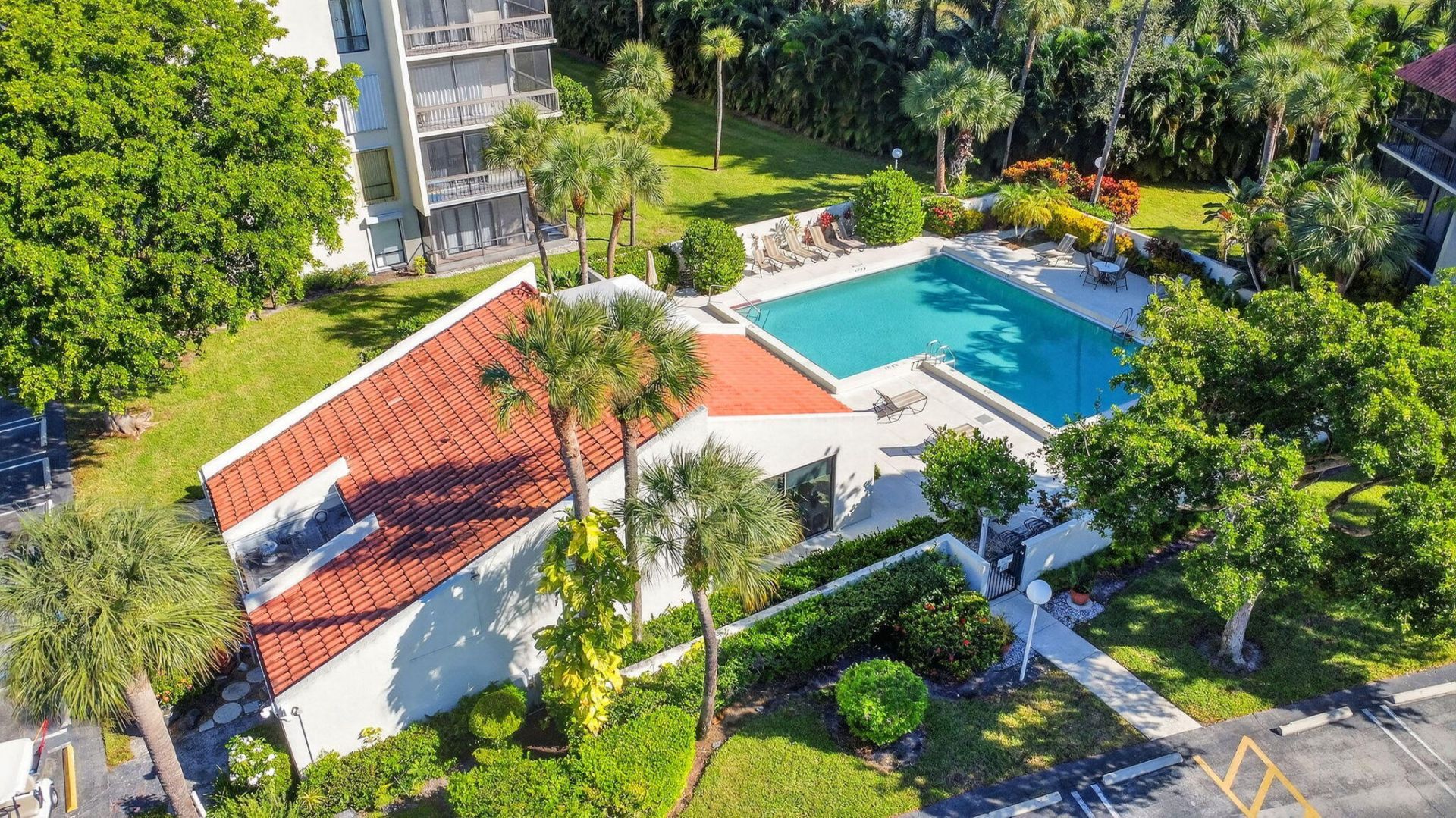 2500 Presidential Way, Unit 302, West Palm Beach, FL 33401 Photo