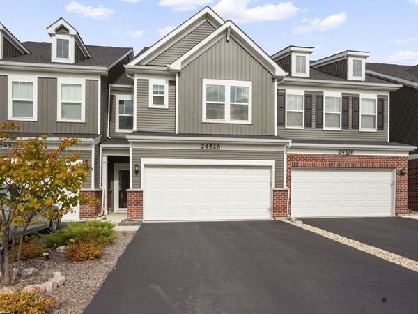24528 W Alexis Lane, Plainfield, IL 60585
