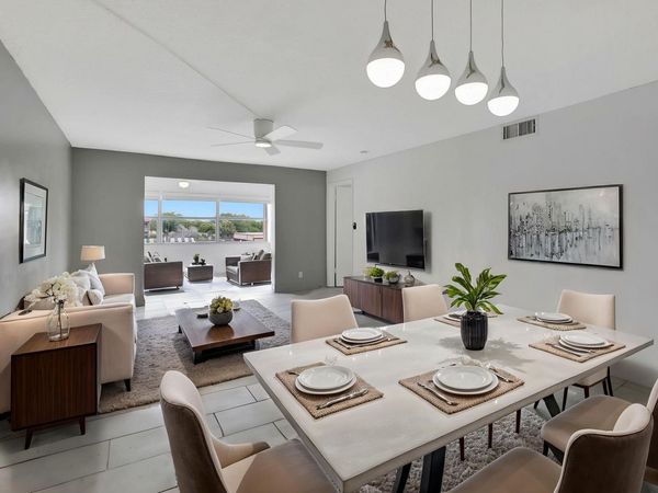 9861 Sunrise Lakes Blvd, Unit 303, Sunrise, FL 33322