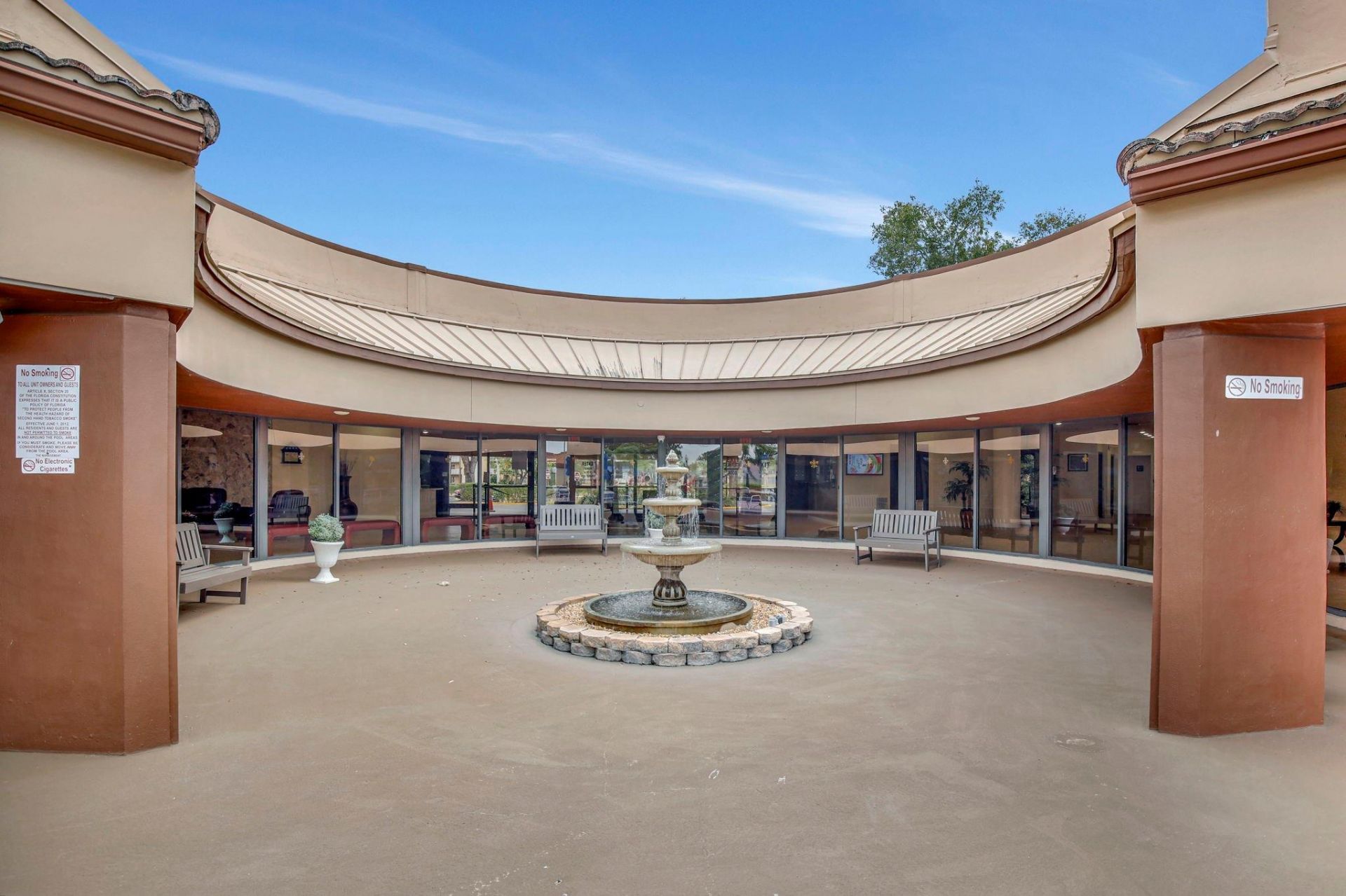 9861 Sunrise Lakes Boulevard, Unit 303, Sunrise, FL 33322 Photo