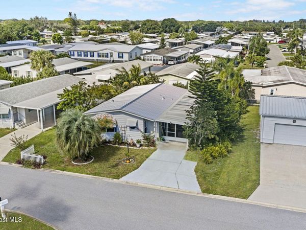 433 Marlin Circle, Barefoot Bay, FL 32976