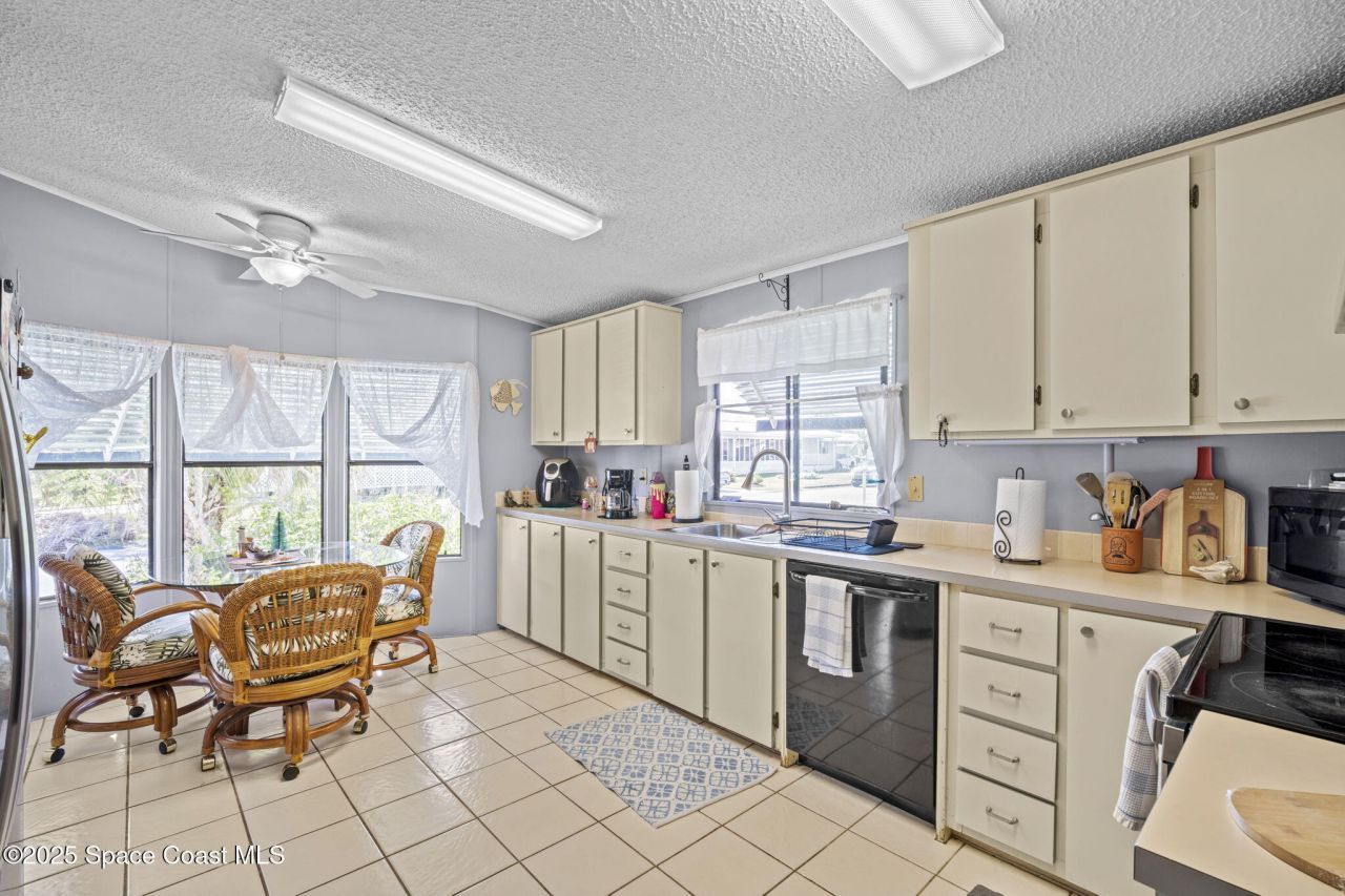 433 Marlin Circle, Barefoot Bay, FL 32976 Photo