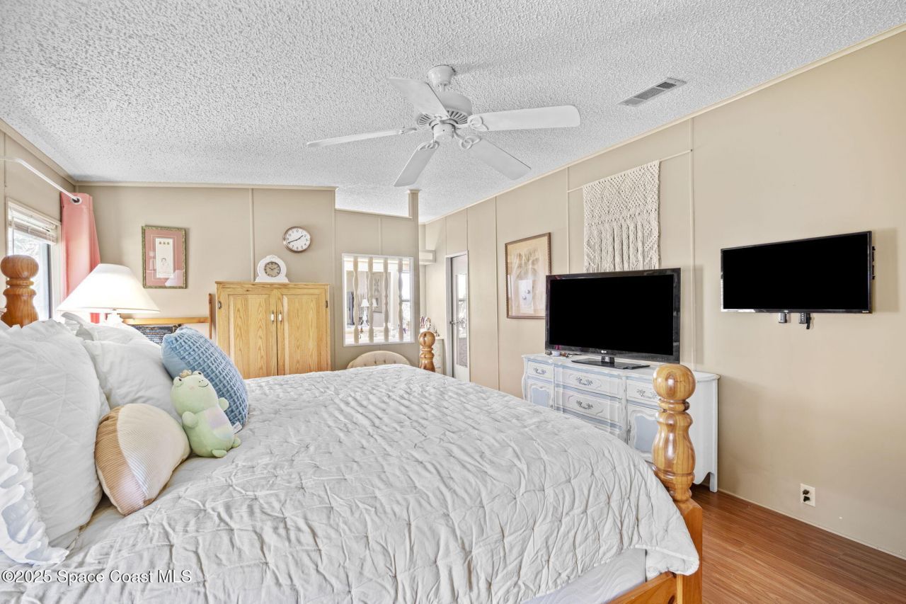 433 Marlin Circle, Barefoot Bay, FL 32976 Photo