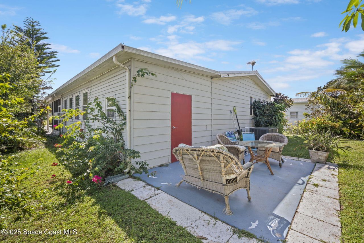 433 Marlin Circle, Barefoot Bay, FL 32976 Photo