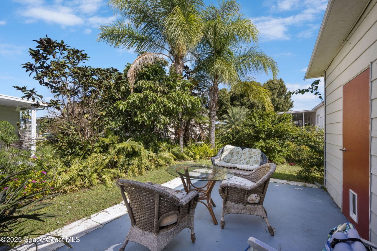 433 Marlin Circle, Barefoot Bay, FL 32976 Photo
