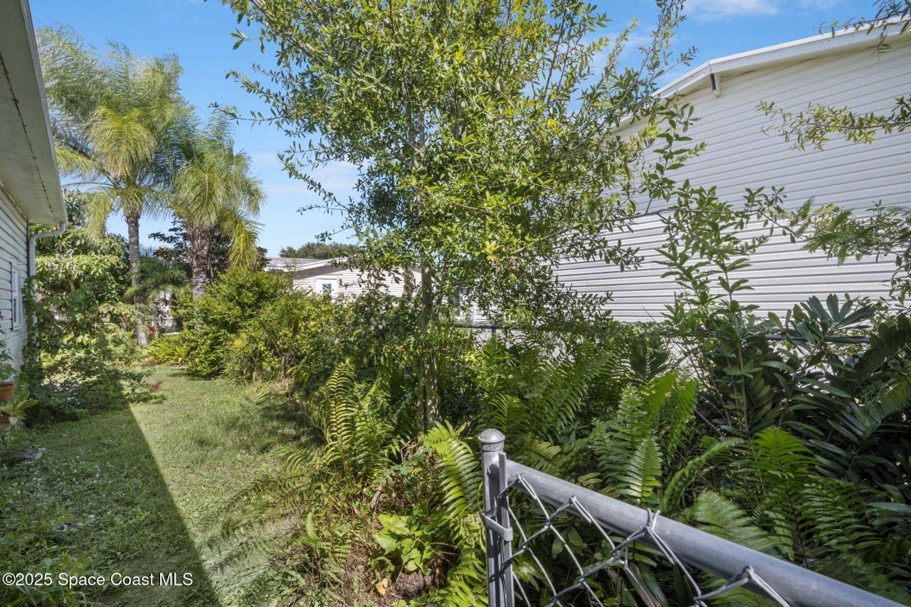 433 Marlin Circle, Barefoot Bay, FL 32976 Photo
