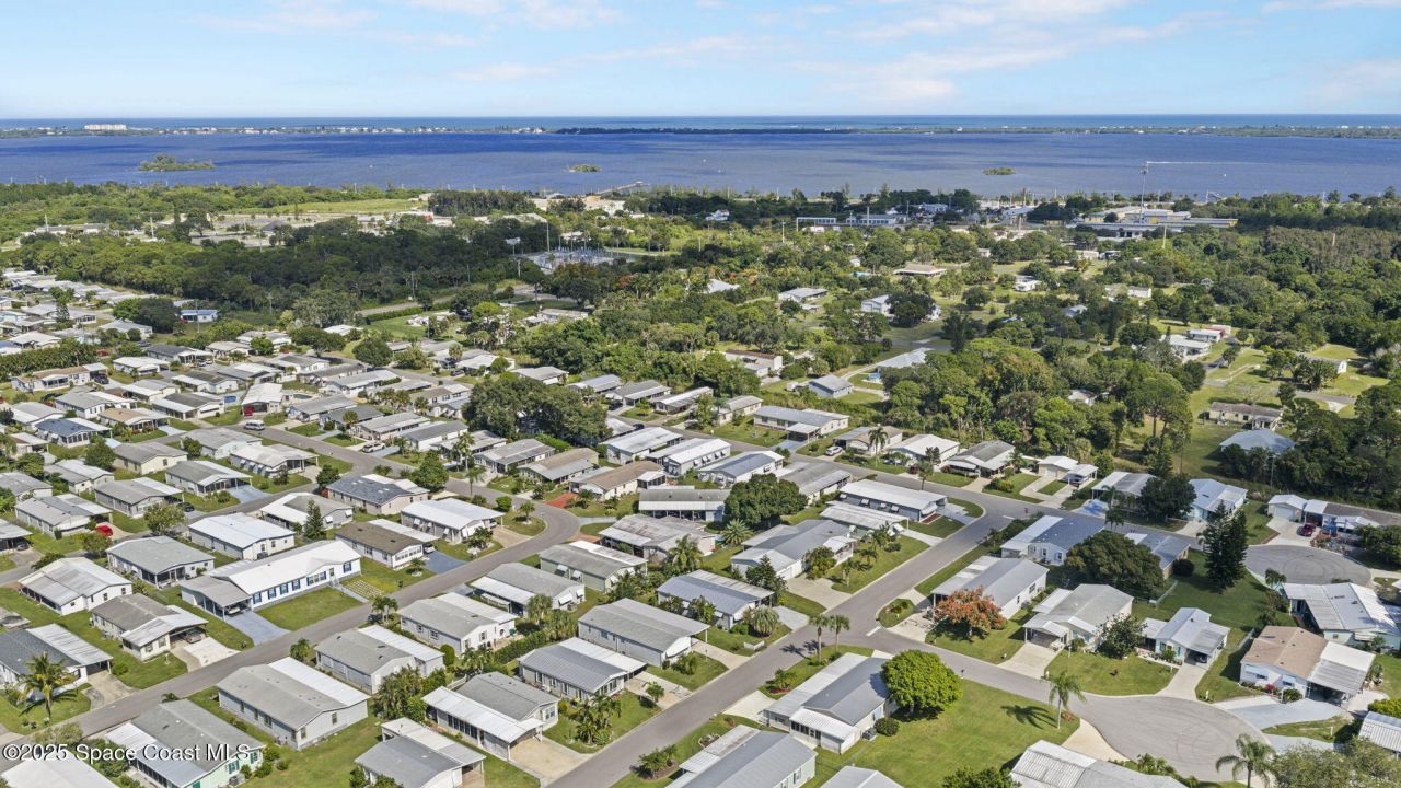 433 Marlin Circle, Barefoot Bay, FL 32976 Photo
