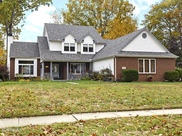 7255 Apache Trail, Holland, OH 43528