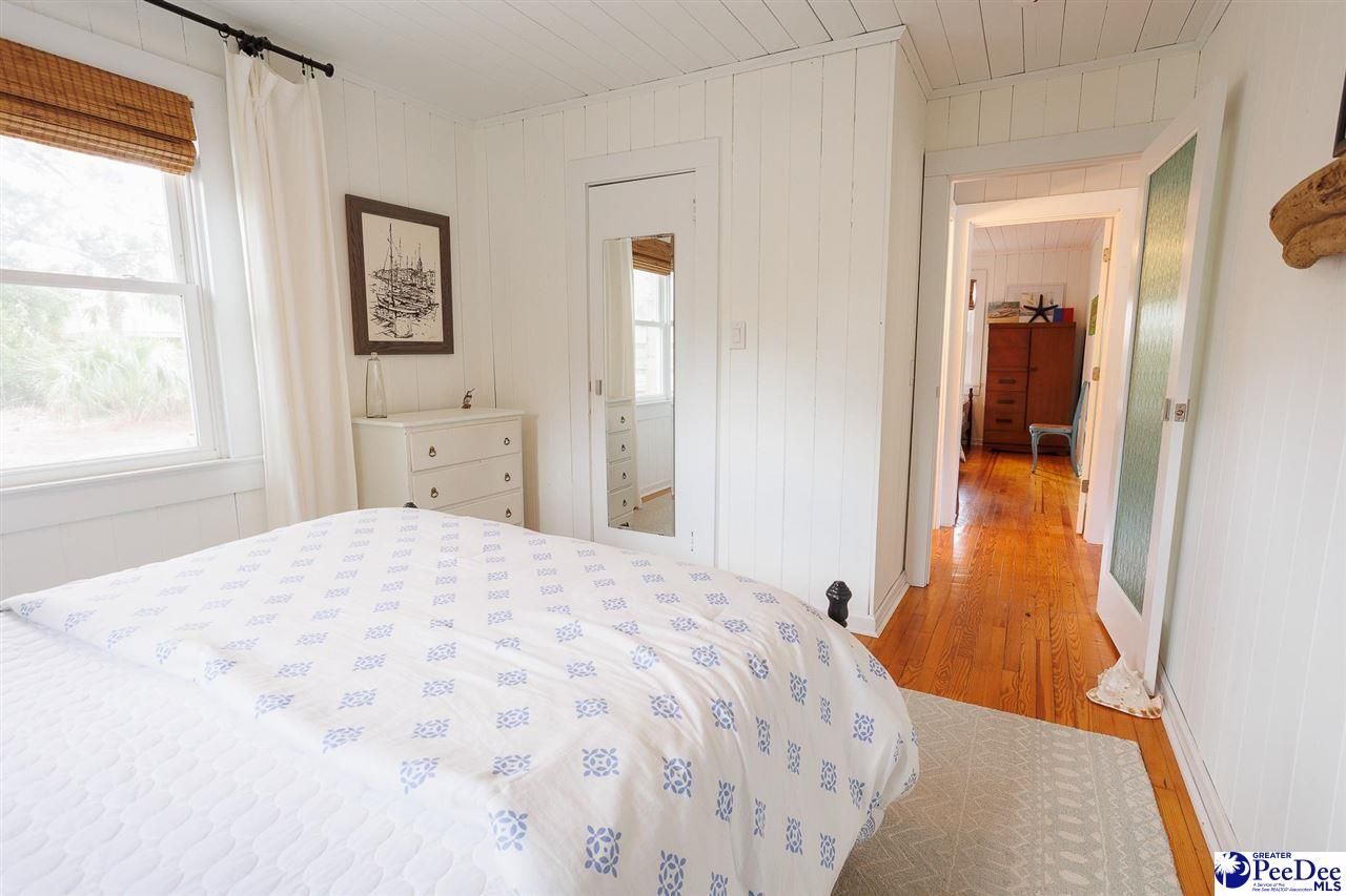 1619 Edge Drive Photo 12